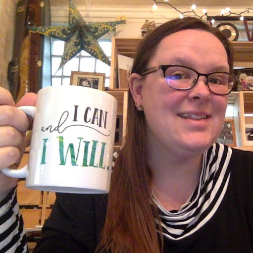 Laura Erickson Photo 44