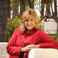 Suzanne Callaghan Photo 4