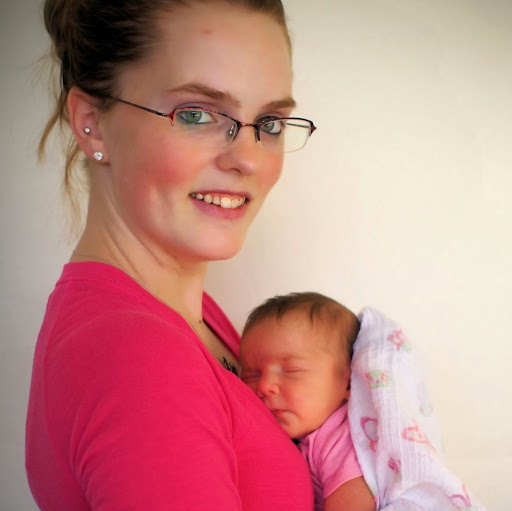 Sarah Sanchez Photo 2