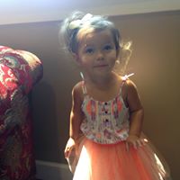 Emily Collins Photo 38