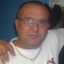 Andrew Singleton Photo 36