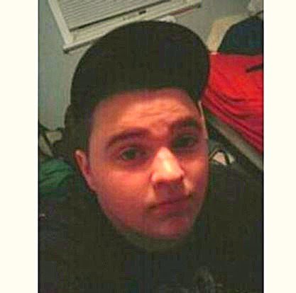 Daniel Hunter Photo 29