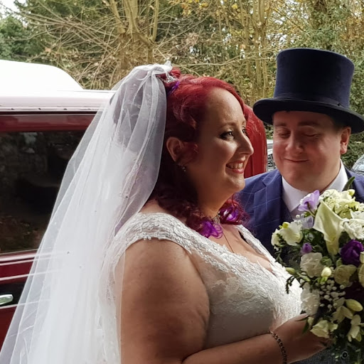 Katie Calvert Photo 11