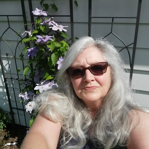 Betty Arnold Photo 11