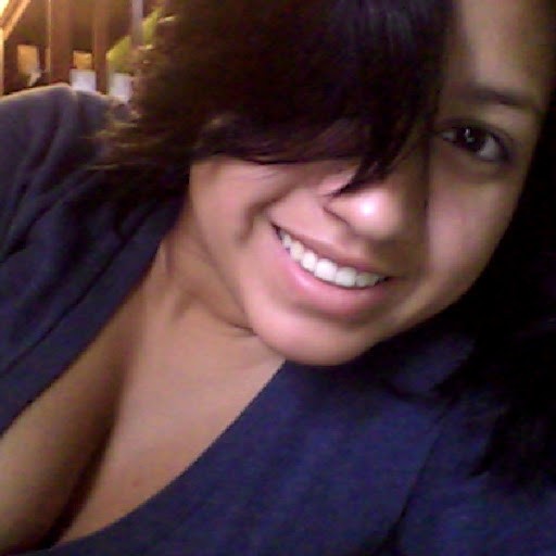 Debbie Ruiz Photo 24