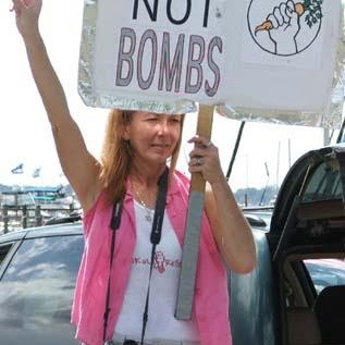 Carol Gardner Photo 18