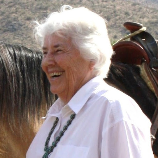 Tina Barnes Photo 11