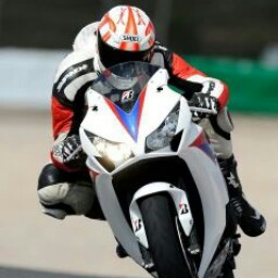 Eric Benitez Photo 9