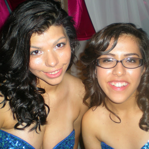 Nicole Martinez Photo 36
