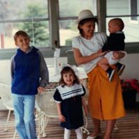 Jennifer Loomis Photo 22