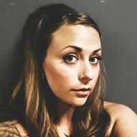 Alycia Roberts Photo 16