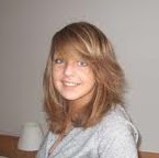 Laura Paul Photo 32