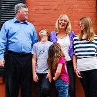 Elizabeth Newbern Photo 3