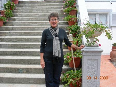 Sandra Irwin Photo 26