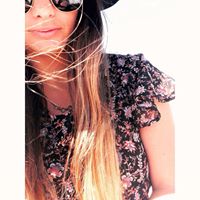 Aubrie Martin Photo 3