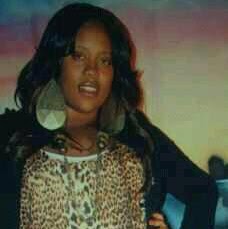 Christina Edwards Photo 17