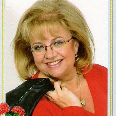 Shelly Thornton Photo 14