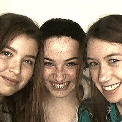 Julia Lambert Photo 30