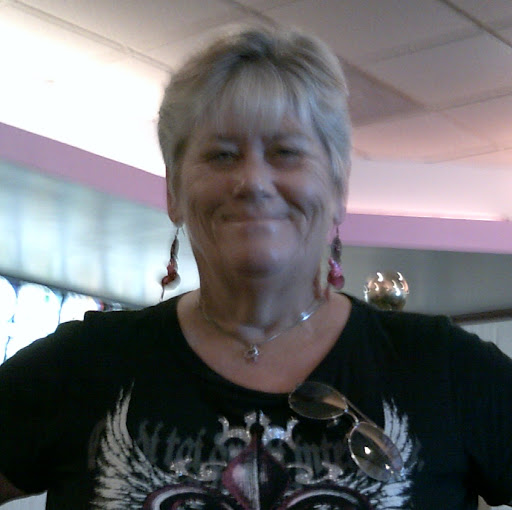 Joan Holland Photo 10