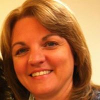 Sandra Holmes Photo 14