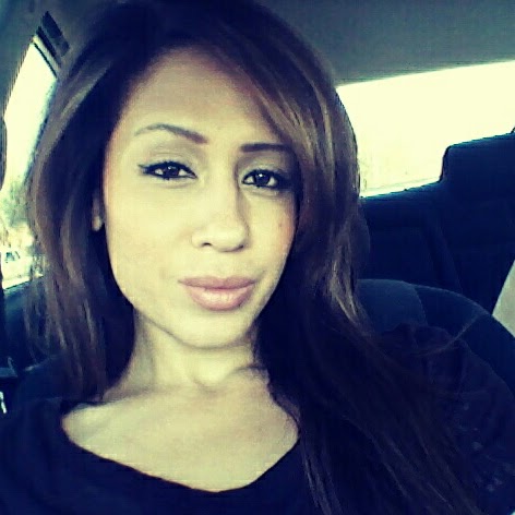 Angela Velasquez Photo 16