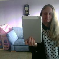 Sarah Currie Photo 17