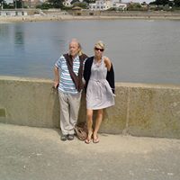 Victoria Lynch Photo 11