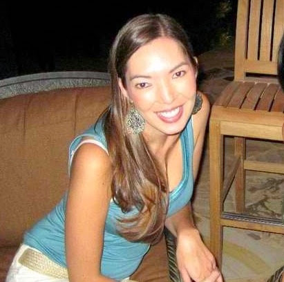 Jennifer Hall Photo 21