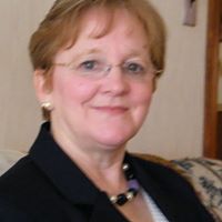 Charlotte Myers Photo 40