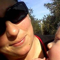 Caroline Lindstrom Photo 2