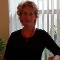 Linda Lowry Photo 29