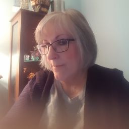 Carol Mathews Photo 28