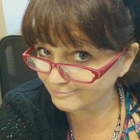 Cindy Oliver Photo 25