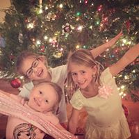 Stephanie Mclain Photo 9