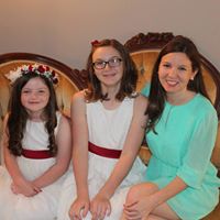 Elizabeth Strickland Photo 26