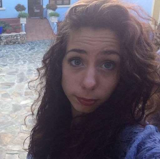 Laura Bernard Photo 13