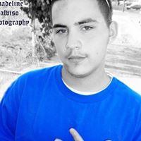 Julian Sandoval Photo 4