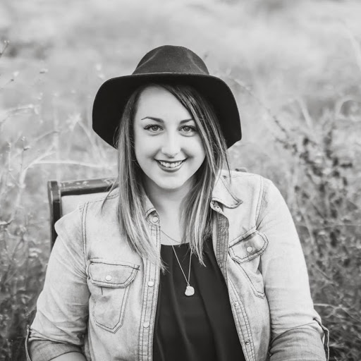 Sara Erwin Photo 18