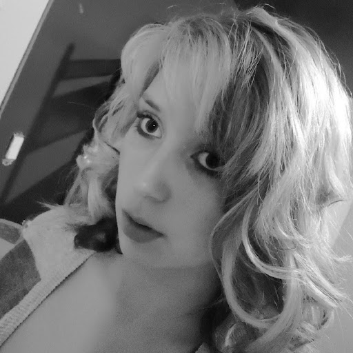 Jessica Meadows Photo 16