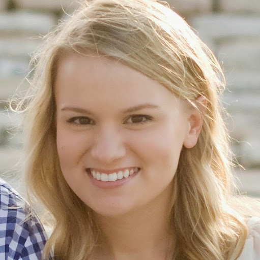 Julie Meyer Photo 18