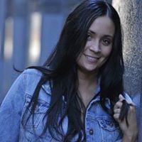 Shannon Lowe Photo 40