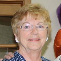 Barbara Phillips Photo 35