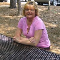 Teresa Ritchie Photo 27