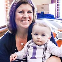 Christina Lyons Photo 10