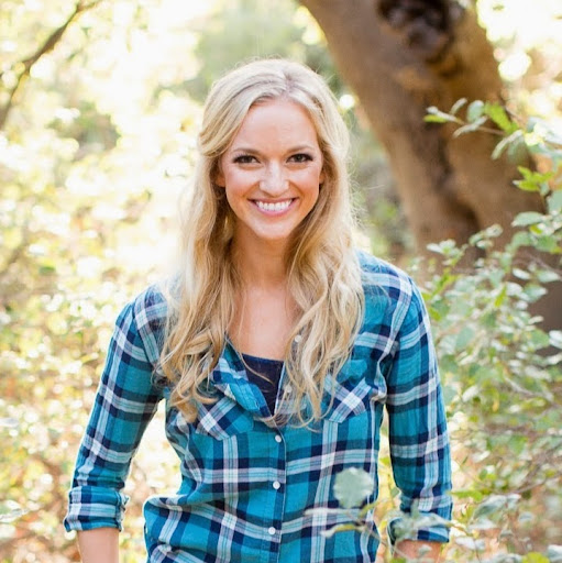 Kristin Keating Photo 14