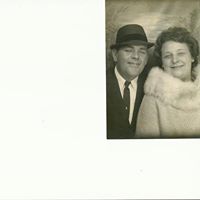 Lisa Duvall Photo 35