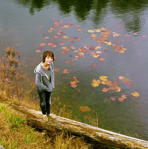 Kristen Peterson Photo 18