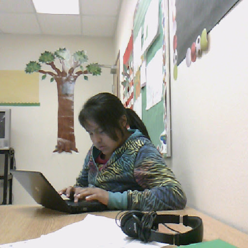 Kristen Munoz Photo 13