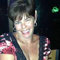 Janet Lowe Photo 32
