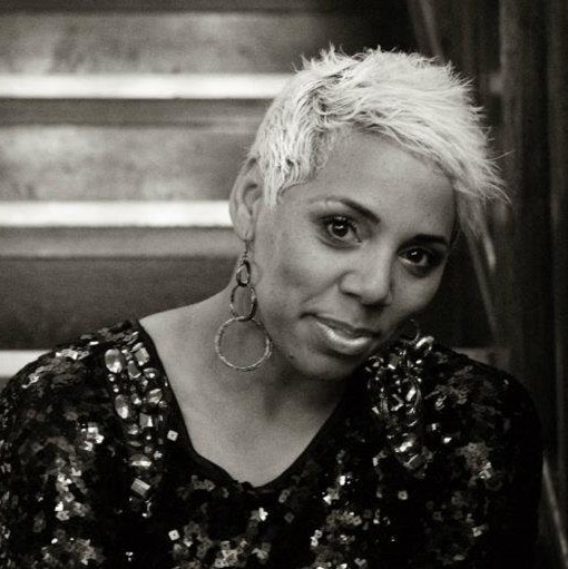 Natasha Watts Photo 7